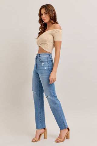 STRAIGHT JEAN WITH SLIT