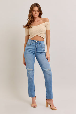 STRAIGHT JEAN WITH SLIT