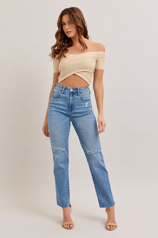 STRAIGHT JEAN WITH SLIT